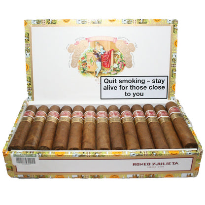 Romeo y Julieta Short Churchill